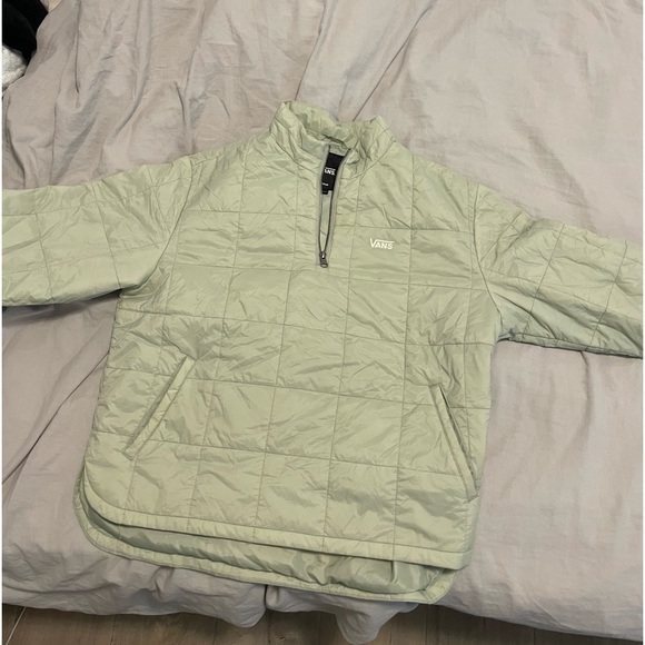 Vans winter pullover jacket - Picture 5 of 5